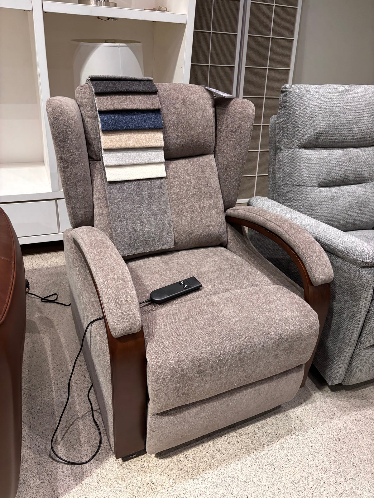 Model 99129-1LT Medical Lift Chair