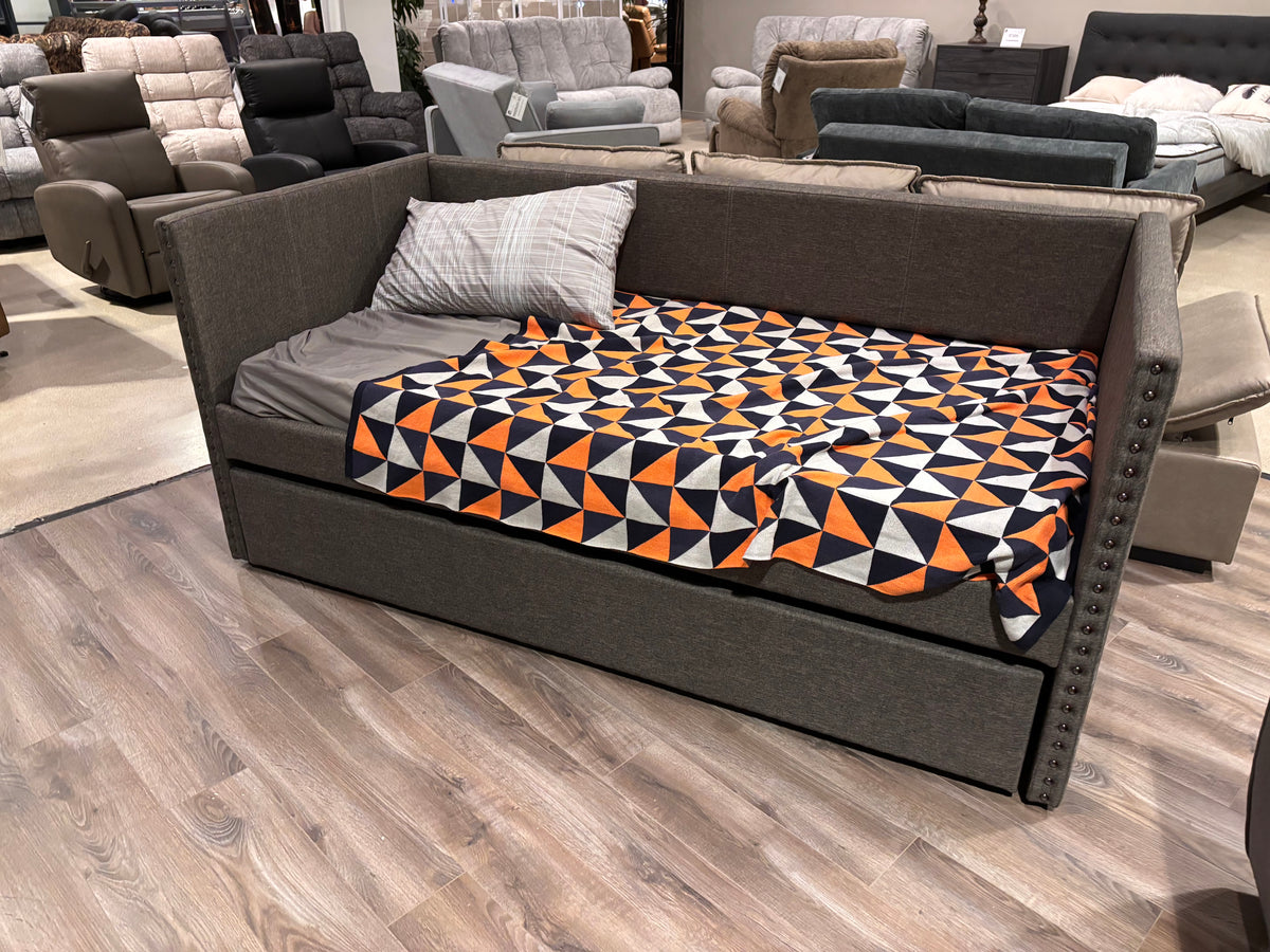 Model 4868GY gray day bed