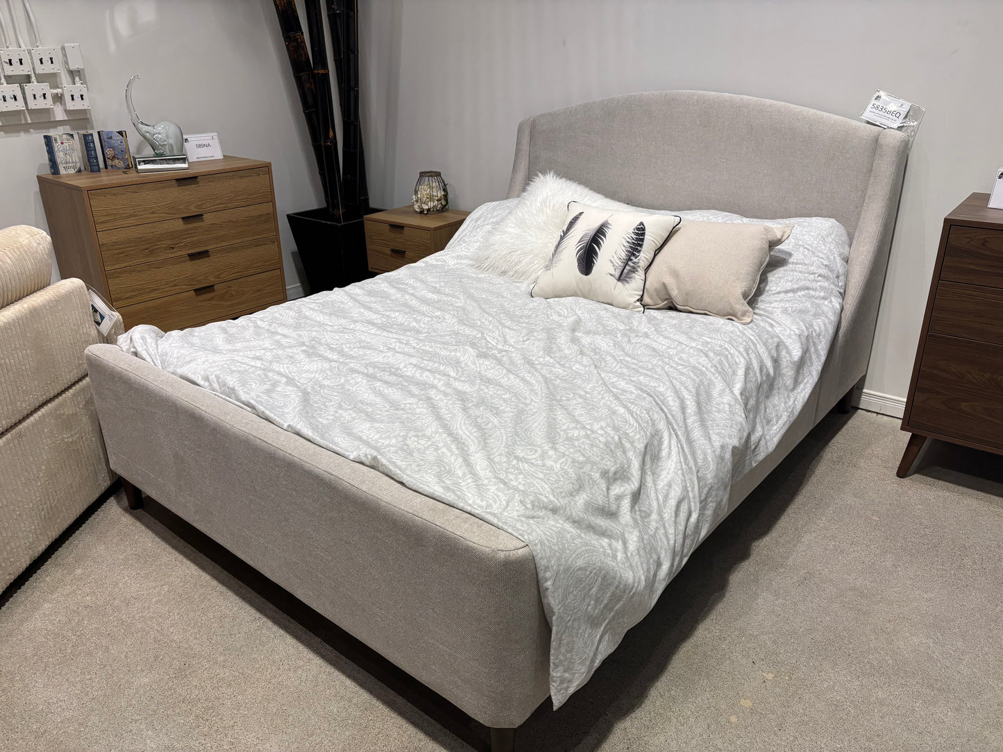 Model 5835BE Queen/King Bed Toronto Stocks