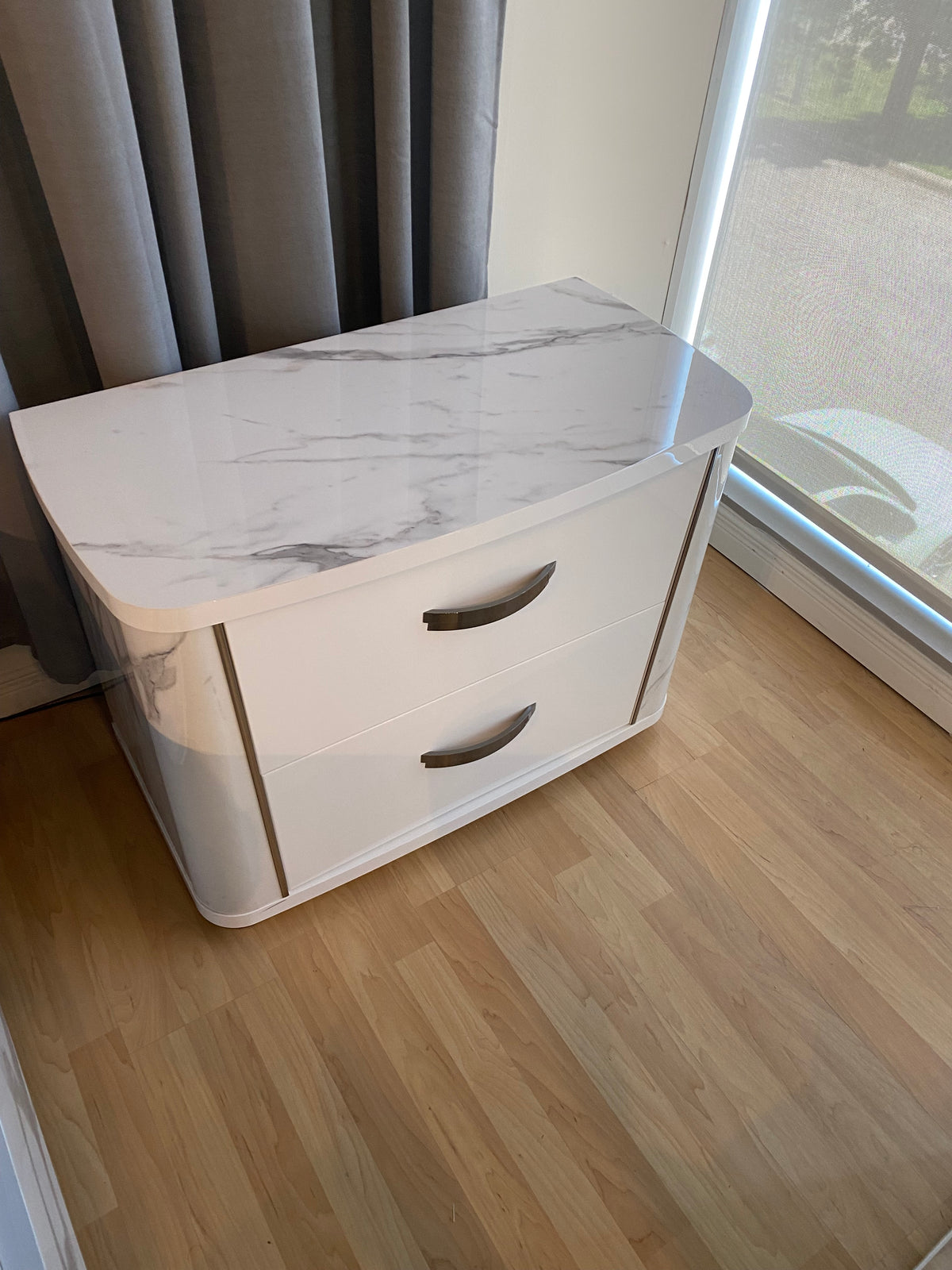 Model Anna Italian bedroom set nightstand marble-look finish