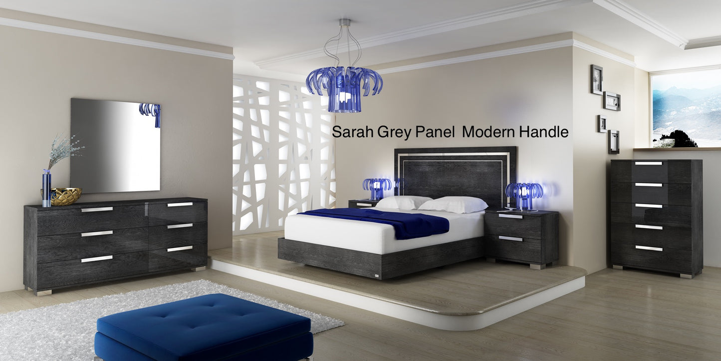 Model SARAH PANEL MODERN/ALA MODE Exclusive Made in Italy Brand STATUS ITALY LIMITED STOCKS TORONTO