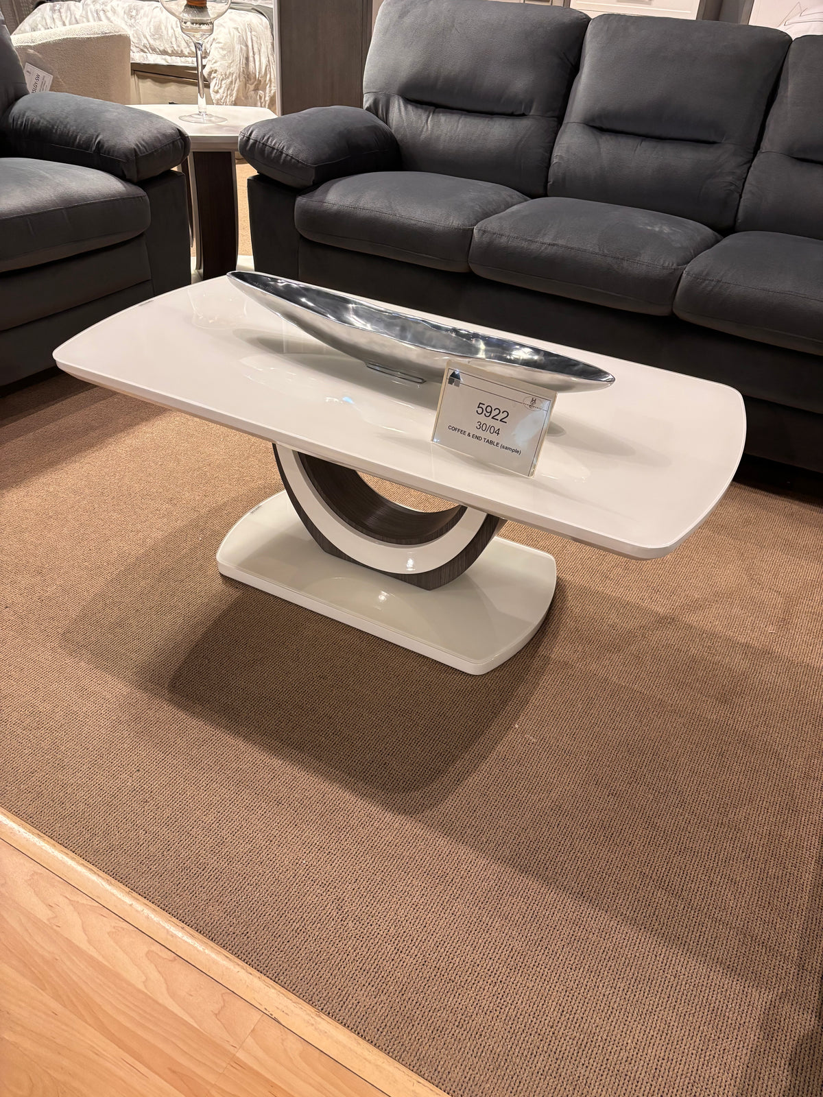 Model 5922 end table with white top and curved base