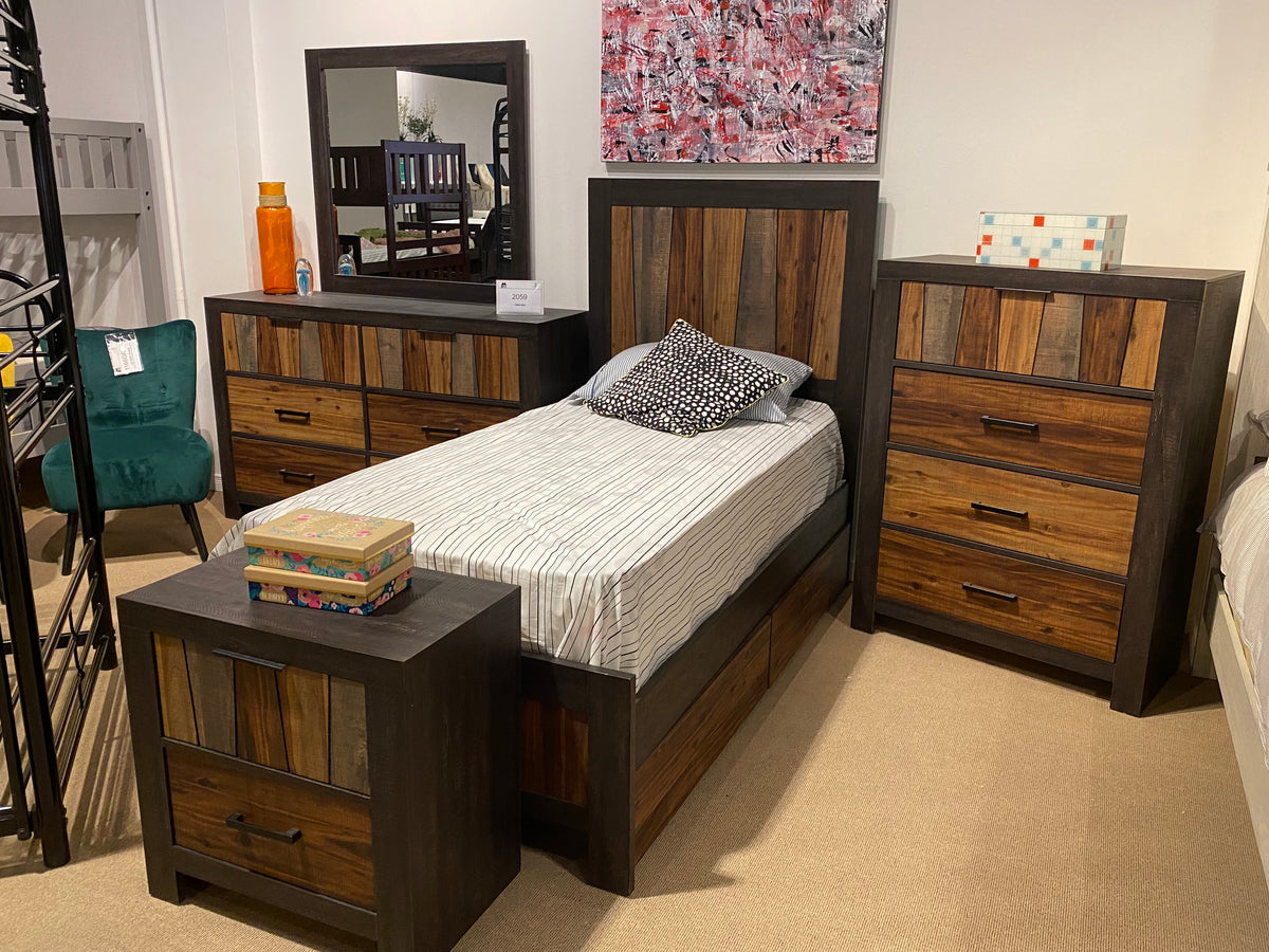 Model 2059 children’s bedroom set with twin bed and nightstand