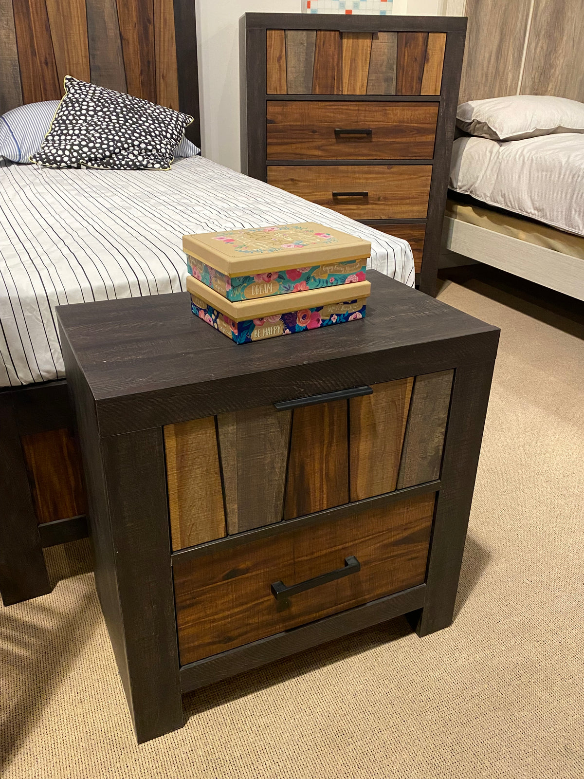 Model 2059 children’s bedroom set complete room view