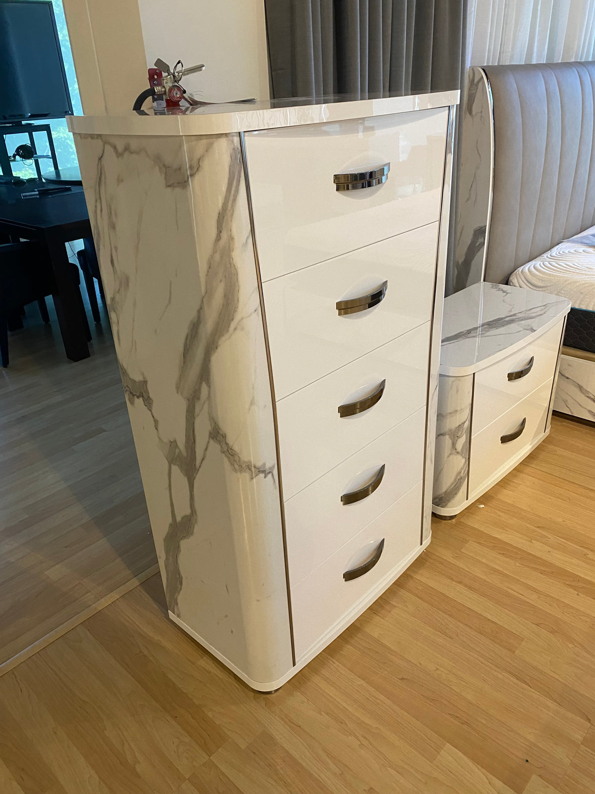 Model Anna Italian bedroom set tall chest with marble-look side panels
