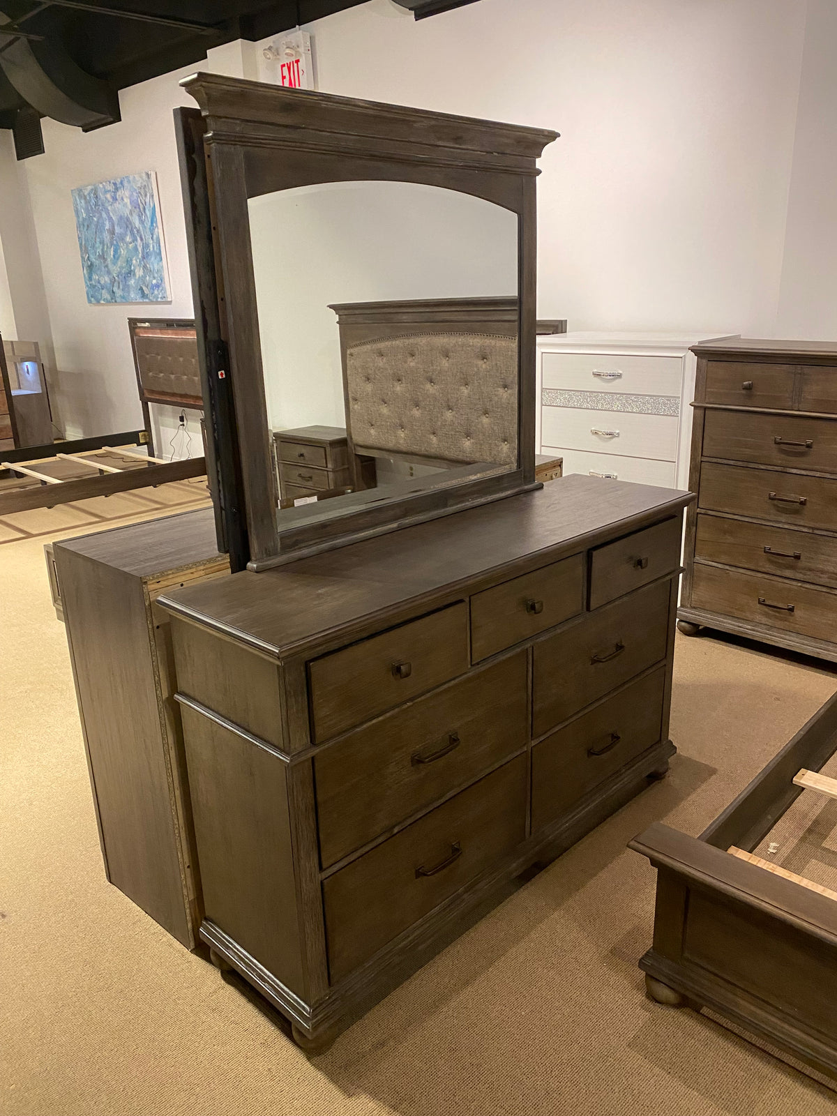 Model 1400 queen bed with upholstered button-tufted headboard and wood frame