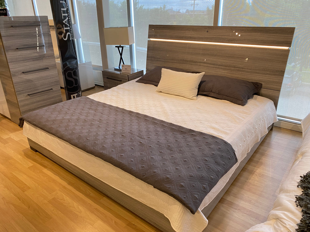 Model Mia LED Italian bedroom set with illuminated headboard and wardrobe