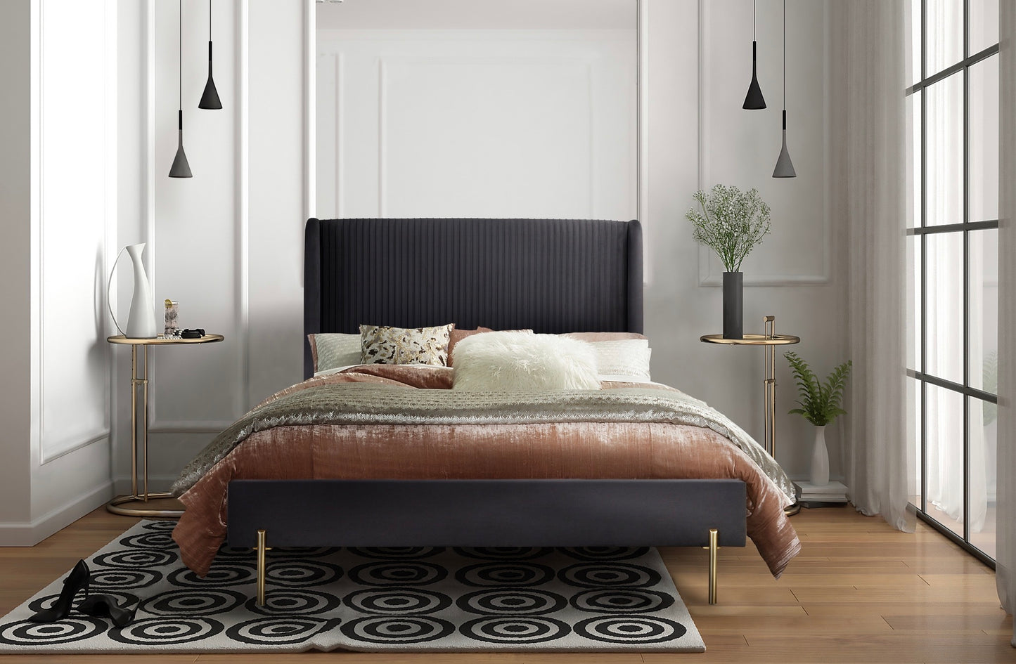Modèle 5835DG Lit Queen/King en stock à Toronto