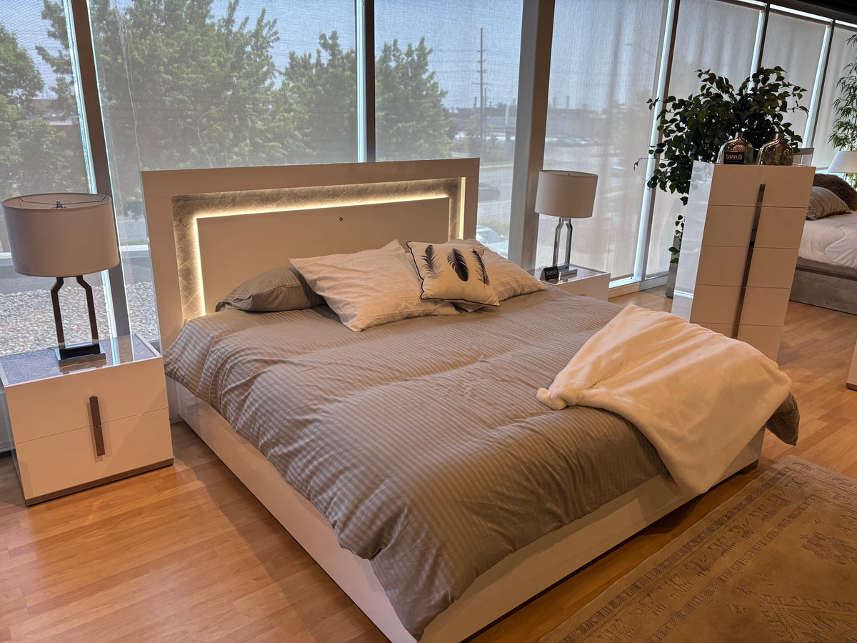 Model Mara Italian bedroom set LED-lit headboard detail
