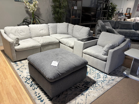 Show Deal  Modular Sofa/Sectional Model 99076LGY/GY